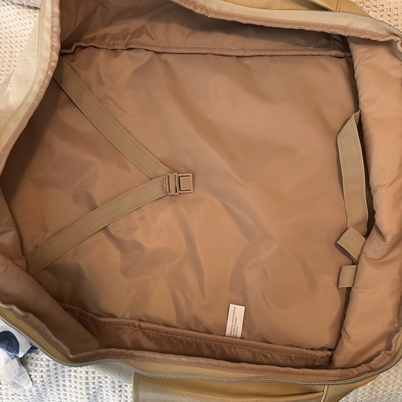 Beis travel backpack - Picture 4 of 6